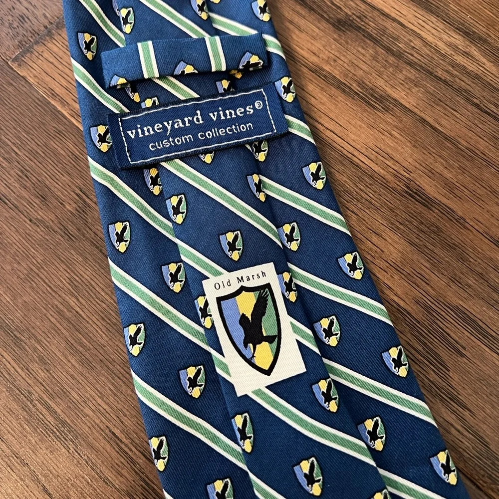Vineyard Vines Navy Green Old Marsh Country Club Silk Tie Preppy Golf Necktie